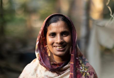 Rina, a farmer and mother from Bangladesh