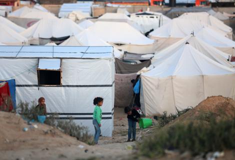Displaced Palestinians Rafah Gaza Strip 